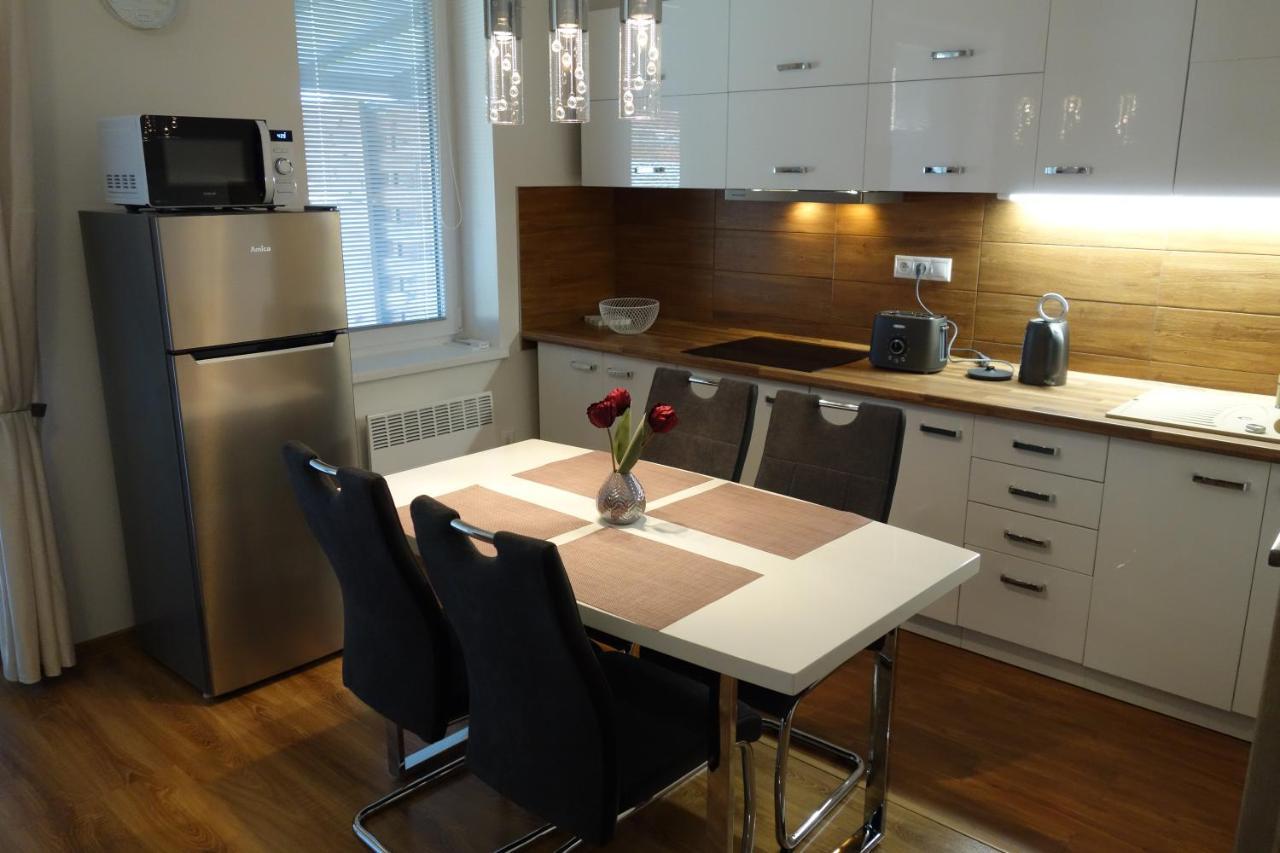 Apartmany Rubin Nesvady Esterno foto