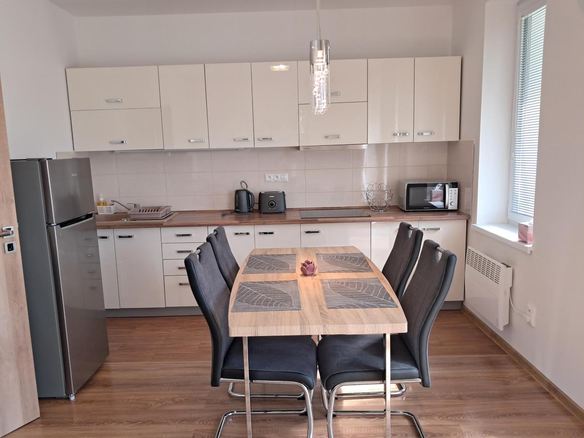 Apartmany Rubin Nesvady Esterno foto