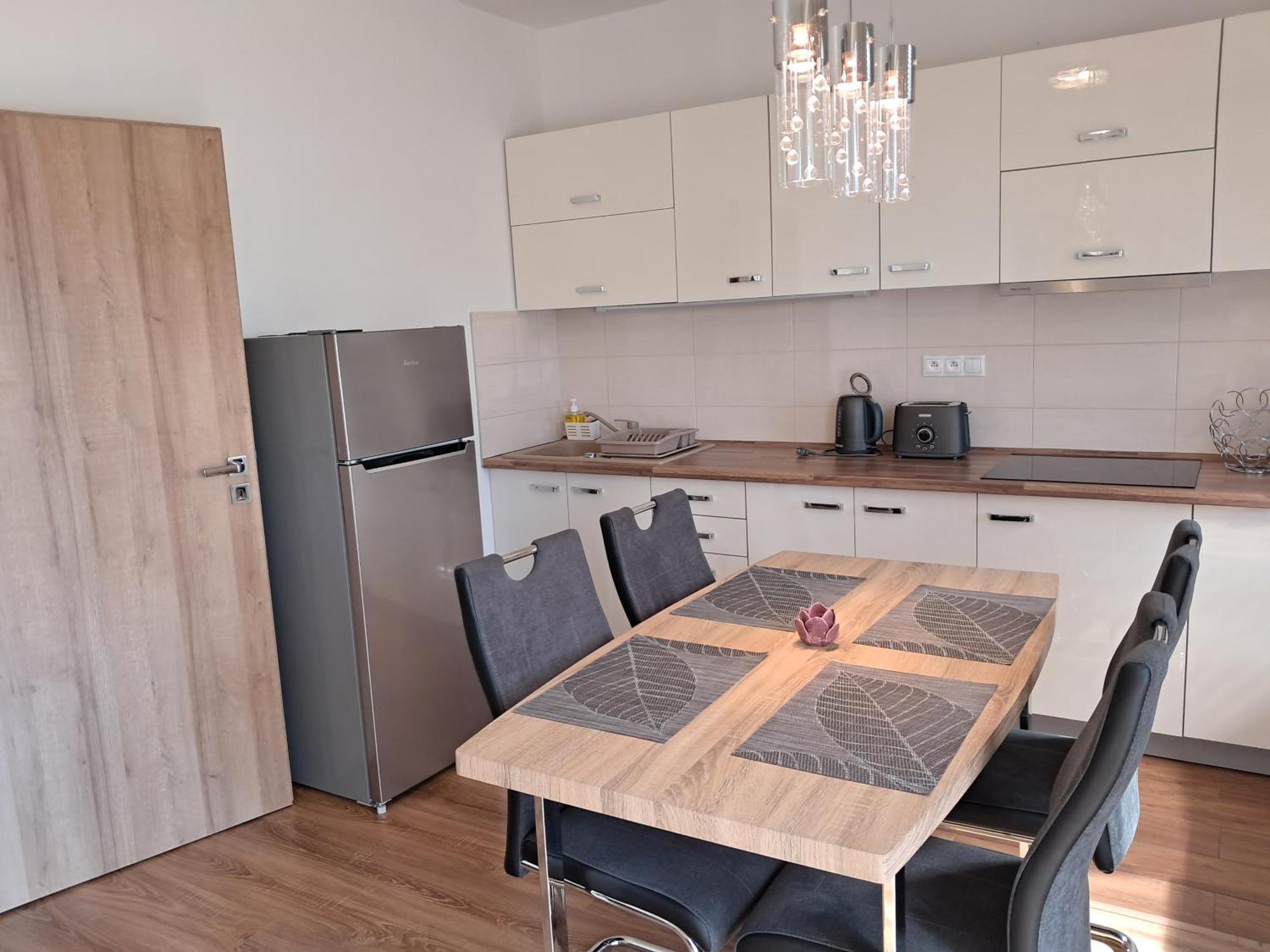 Apartmany Rubin Nesvady Esterno foto