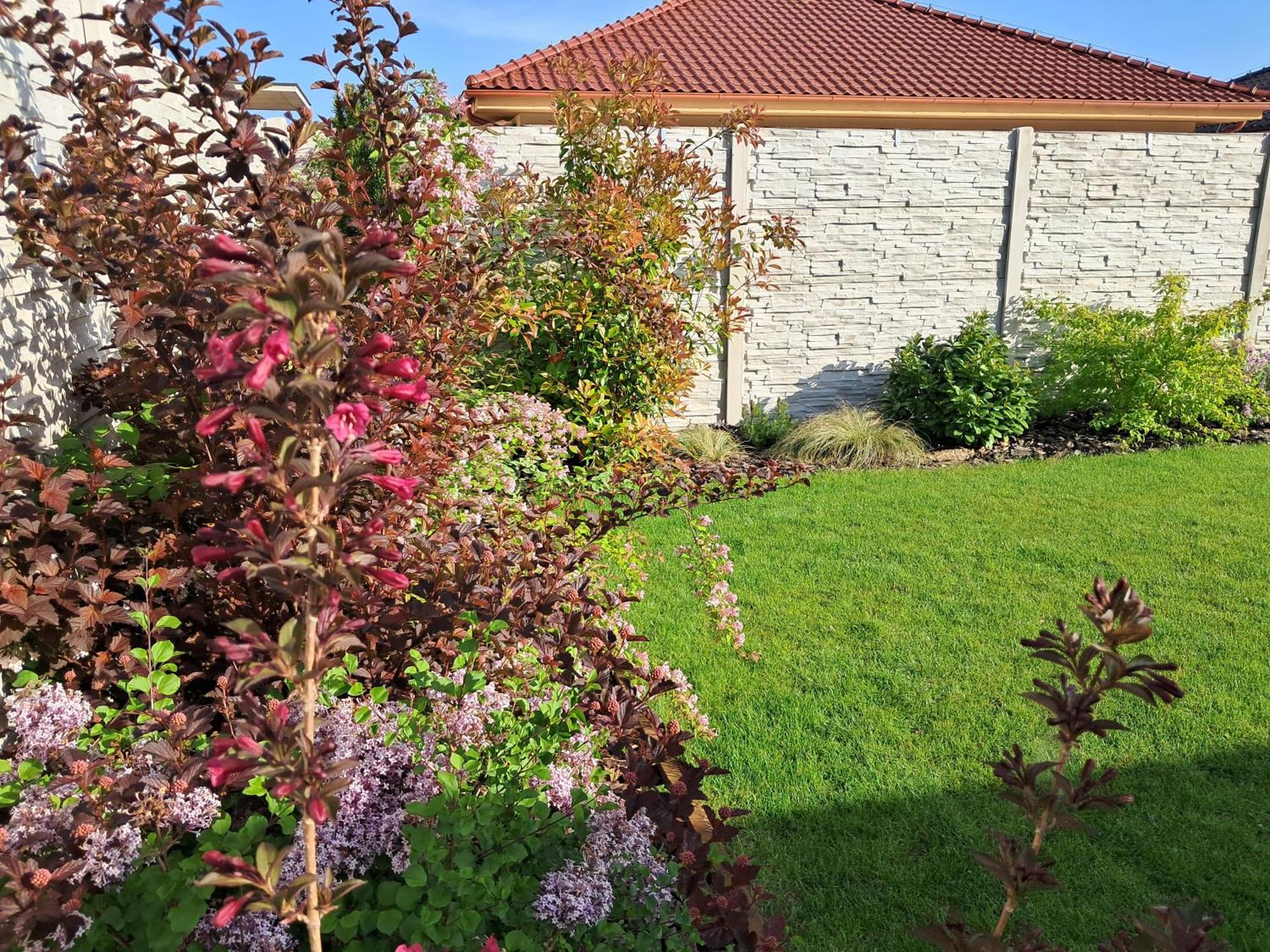 Apartmany Rubin Nesvady Esterno foto